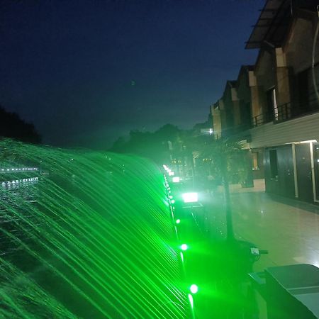 Comfort Inn Coral River Mādhopur Exteriör bild