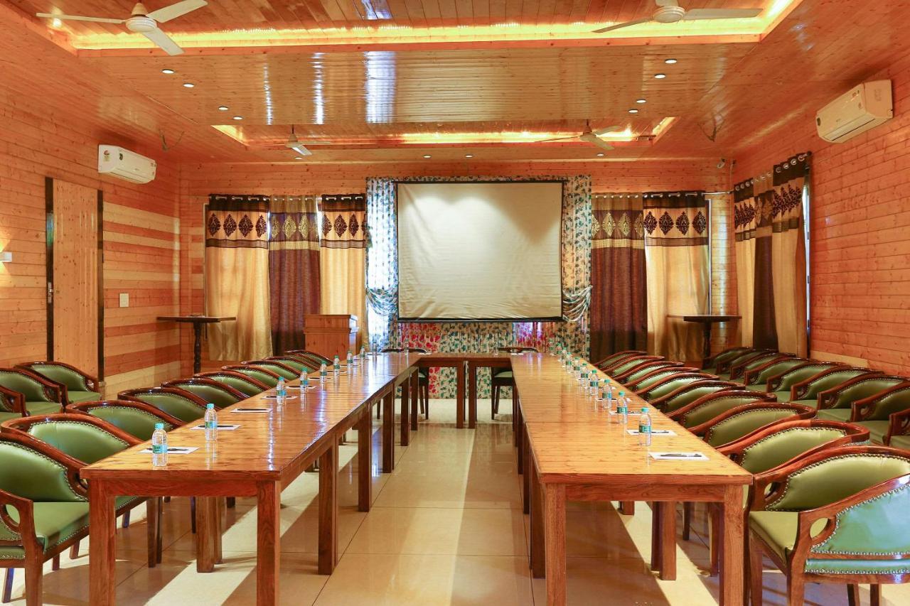 Comfort Inn Coral River Mādhopur Exteriör bild