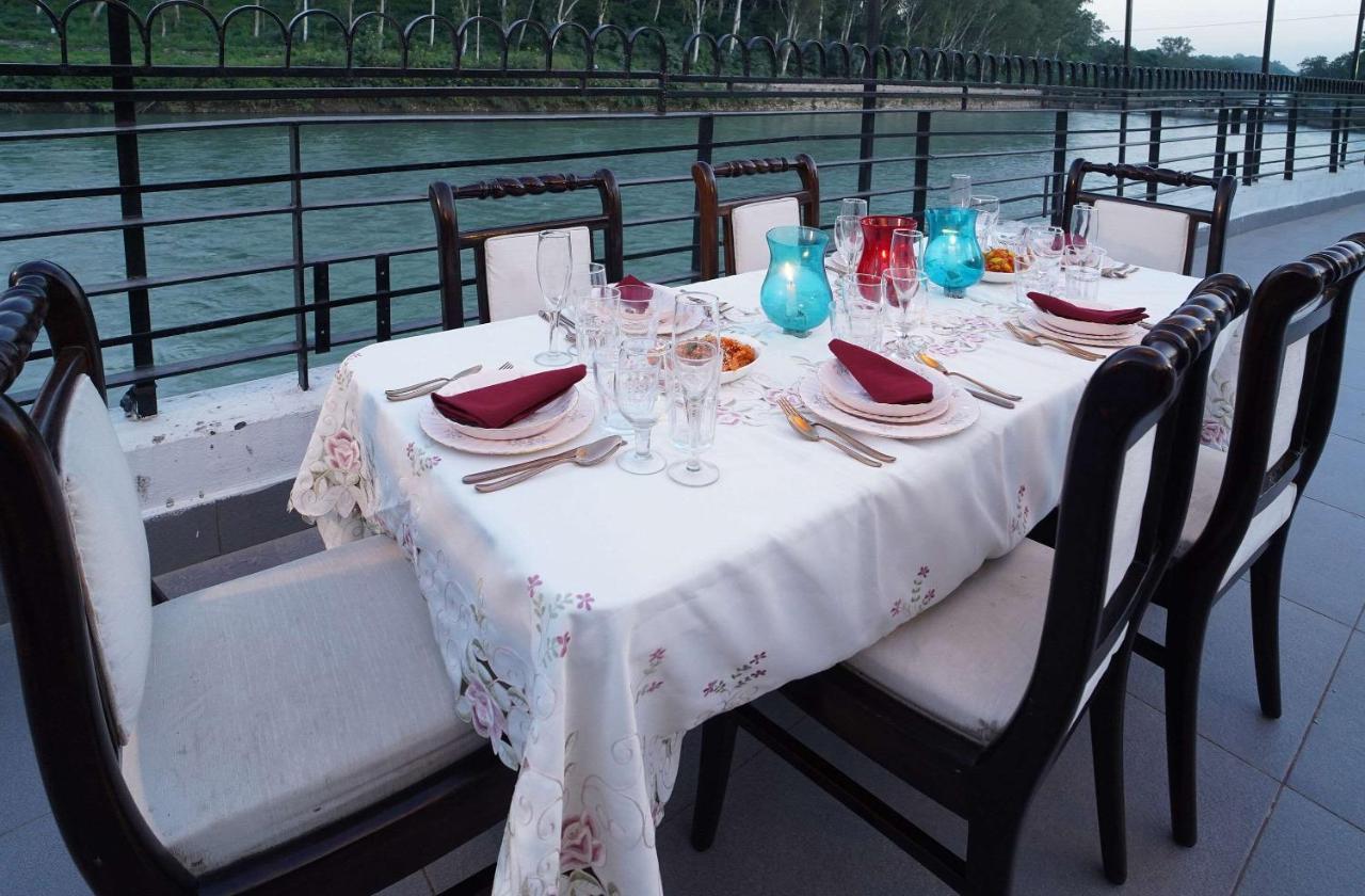 Comfort Inn Coral River Mādhopur Exteriör bild