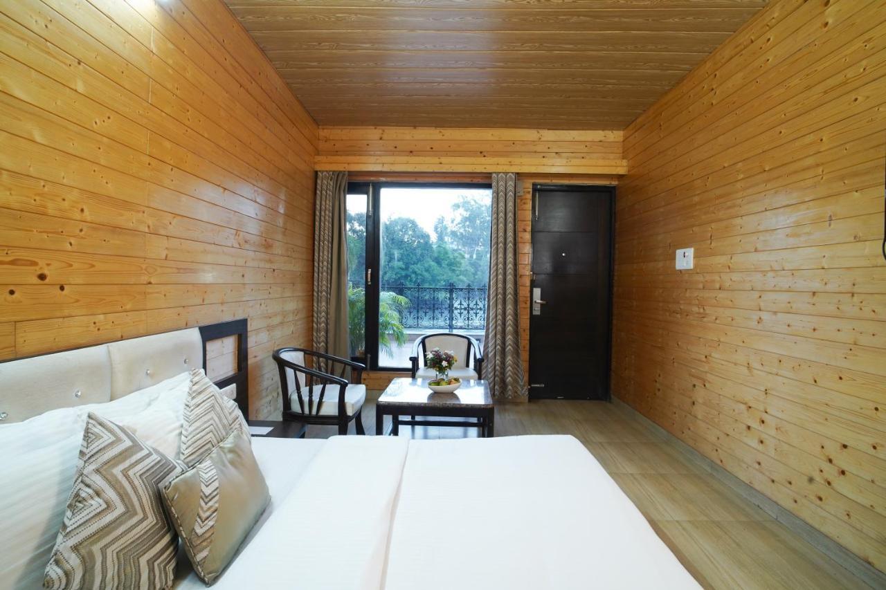 Comfort Inn Coral River Mādhopur Exteriör bild