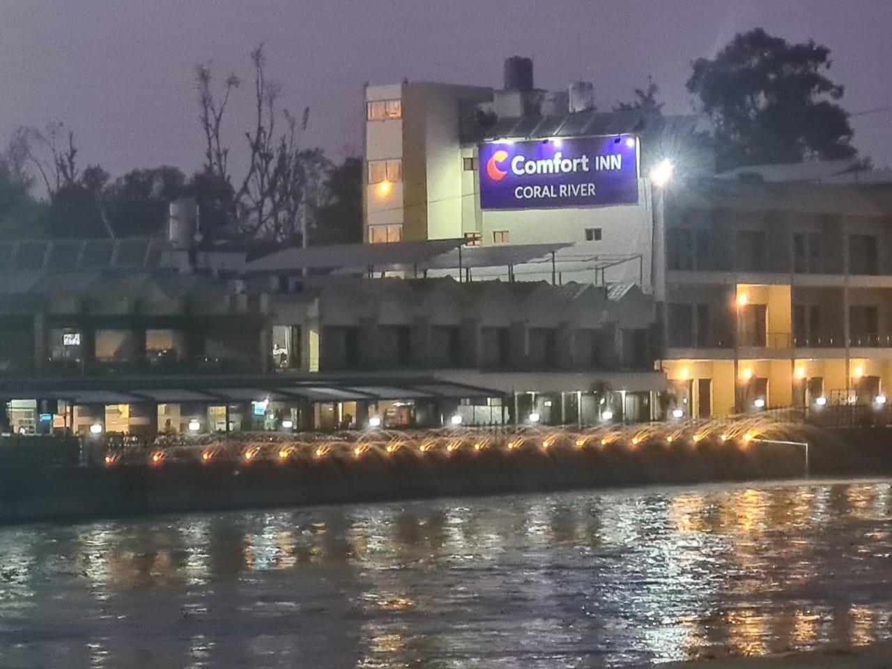 Comfort Inn Coral River Mādhopur Exteriör bild