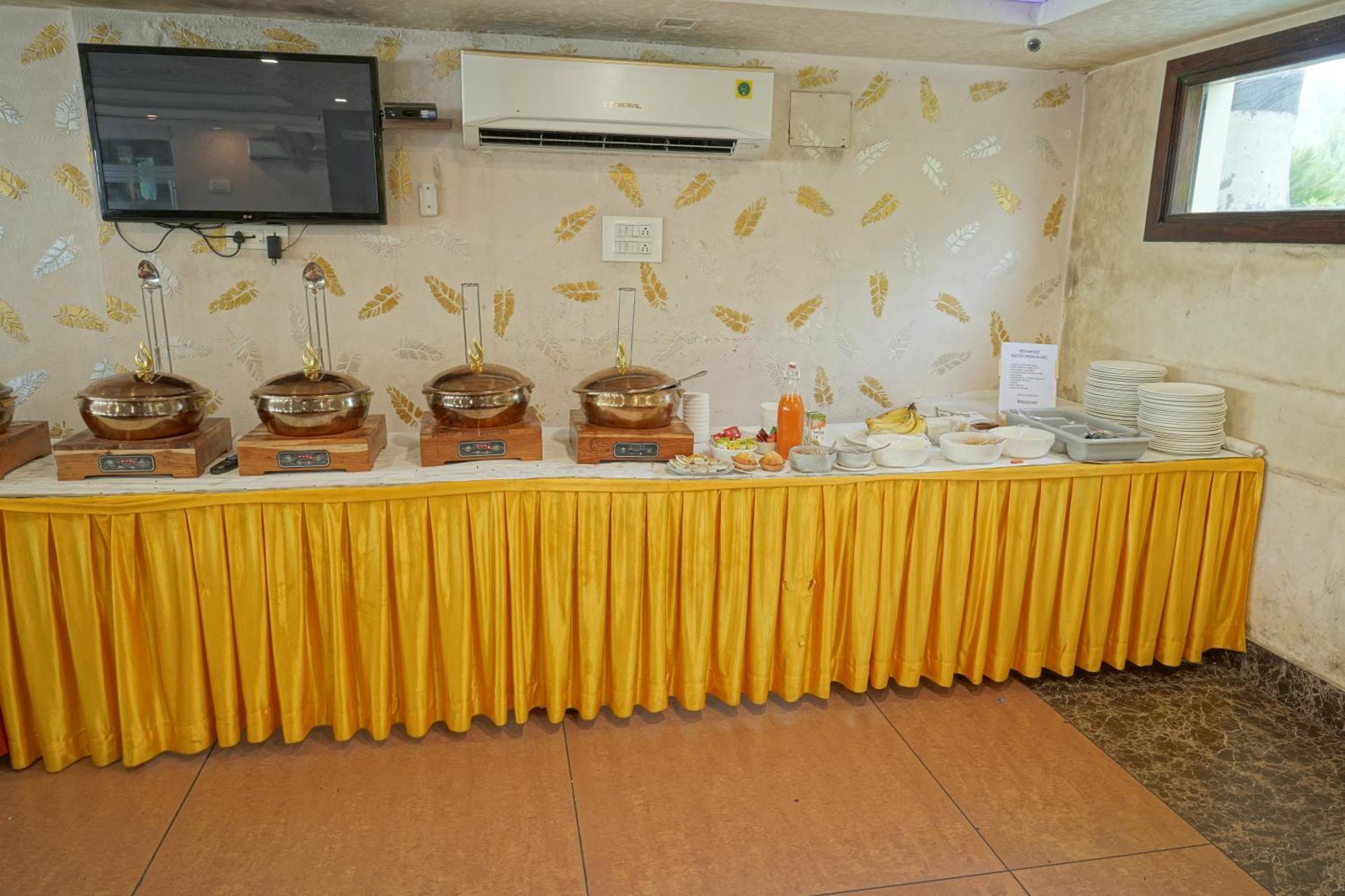 Comfort Inn Coral River Mādhopur Exteriör bild